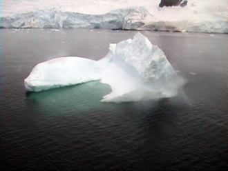 Photo: Iceberg #14 (Juneau, AK)